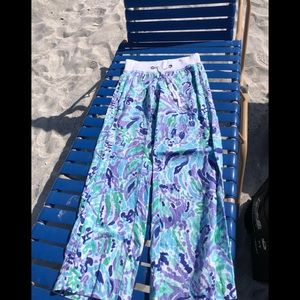 Lily Pulitzer pants Hardly worn. Excellent condition. Fun for the summer. XS